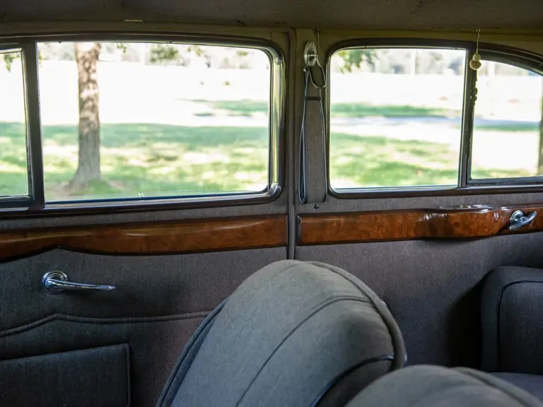 1934 Pierce-Arrow - Image 22 of 31