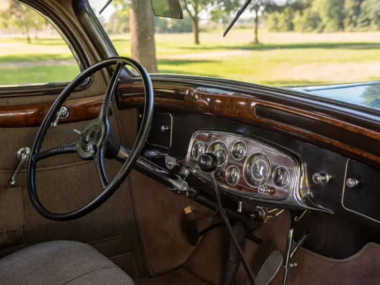 1934 Pierce-Arrow - Image 11 of 31