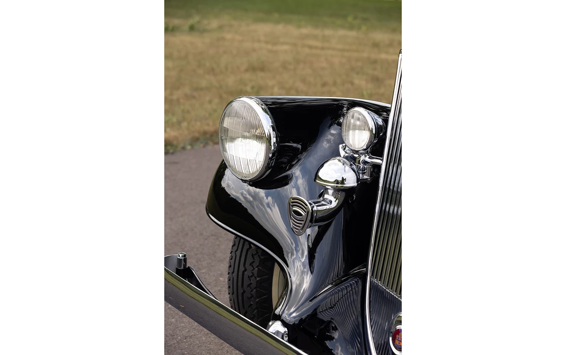 1934 Pierce-Arrow - Image 11 of 25
