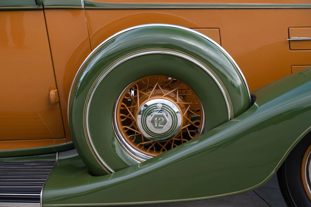1934 Pierce-Arrow - Image 8 of 10