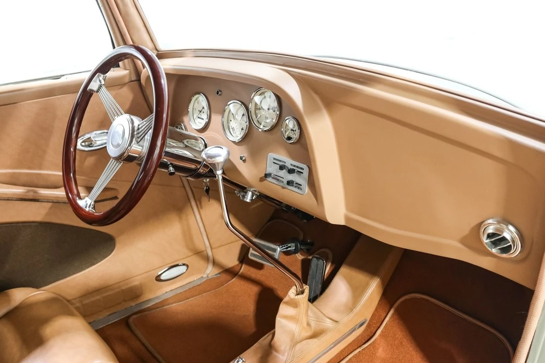 1934 Plymouth Deluxe & Special Deluxe - Image 22 of 31
