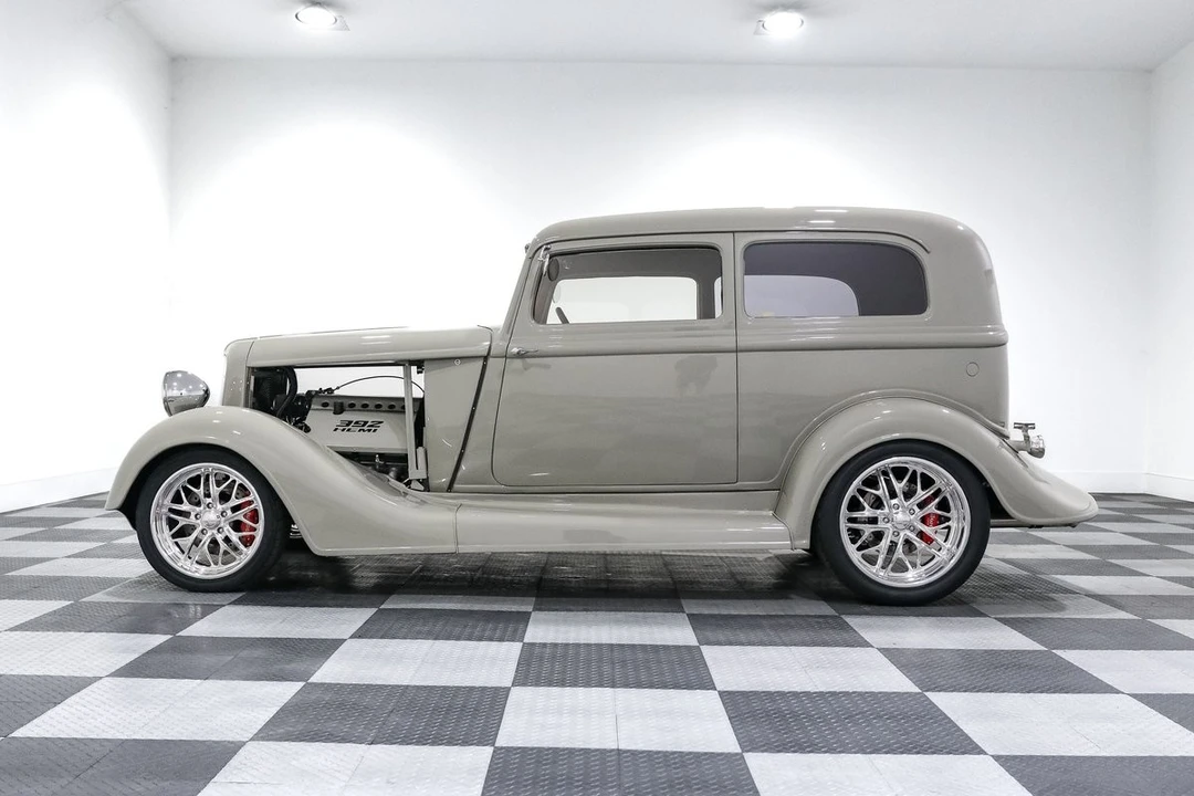 1934 Plymouth Deluxe & Special Deluxe - Image 4 of 31