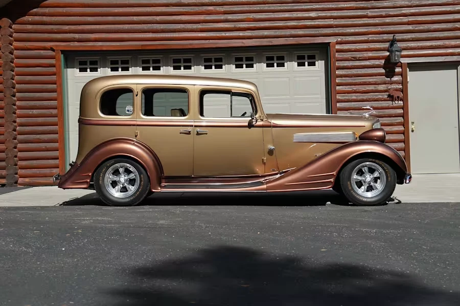 1934 Pontiac - Image 2 of 28