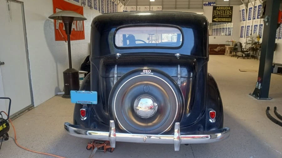 1934 Reo - Image 3 of 28