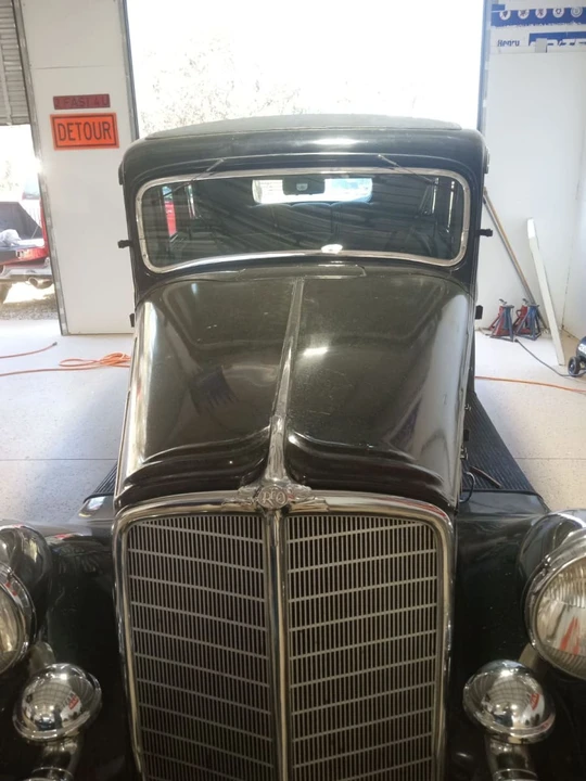 1934 Reo - Image 10 of 28