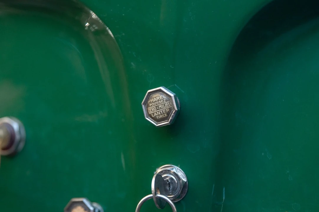 1934 Renault - Image 23 of 30