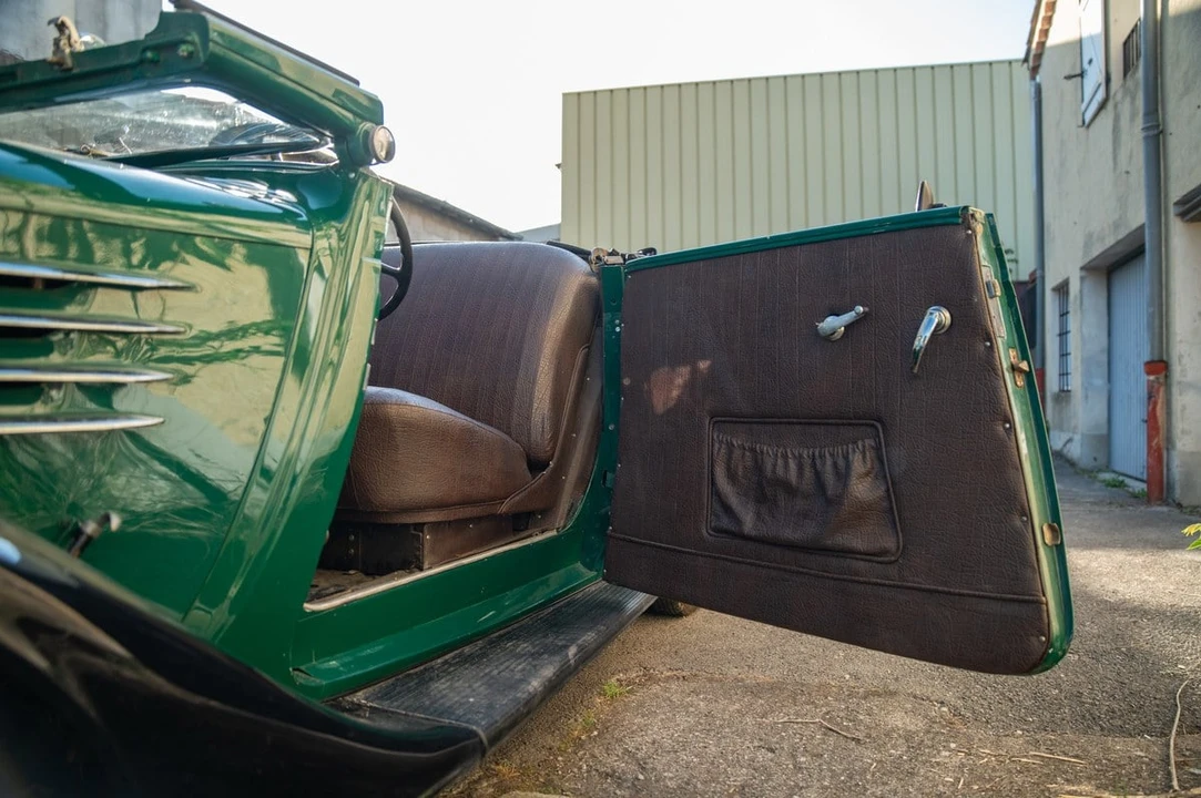 1934 Renault - Image 29 of 30