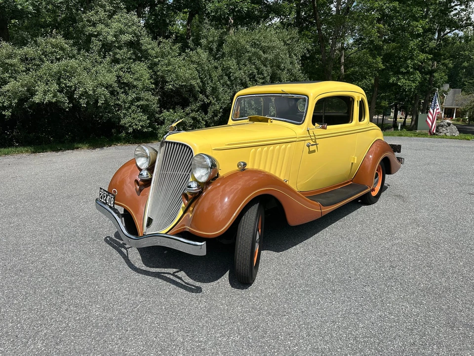1934 Hudson - Image 2 of 31