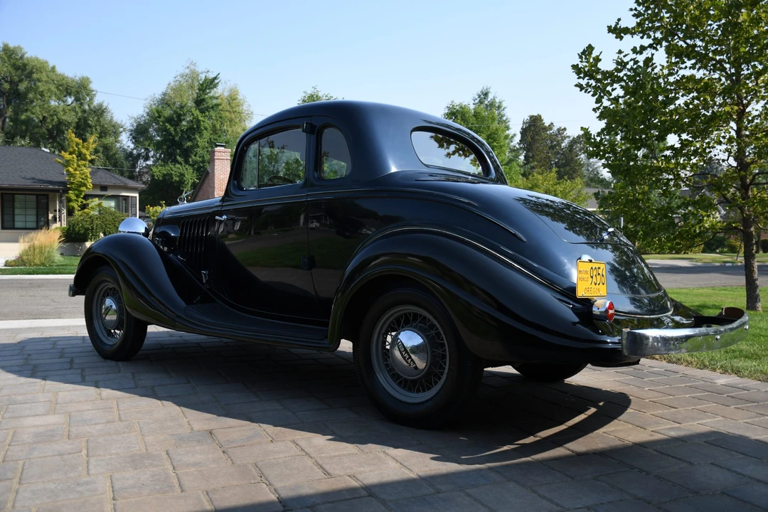 1934 Hudson - Image 4 of 31
