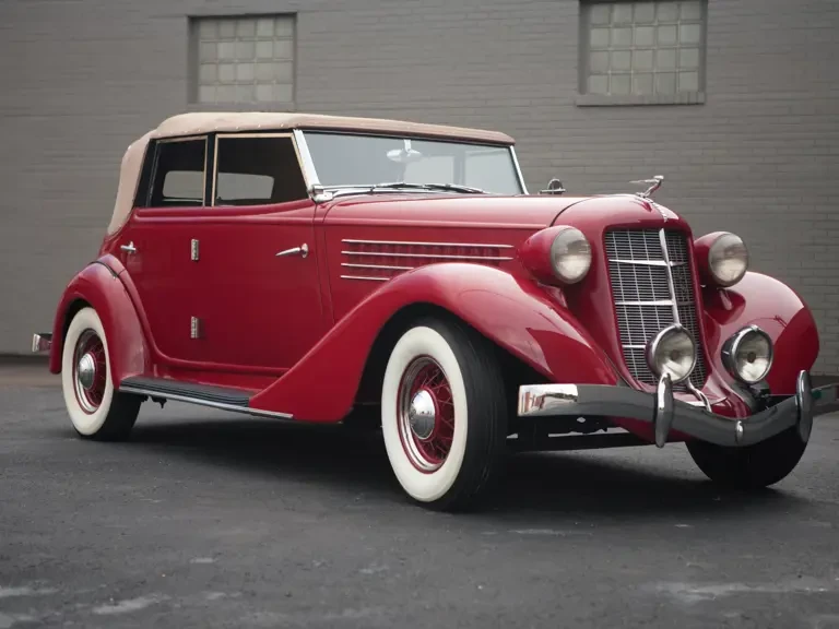 1935 Auburn Eight - Image 2 of 12