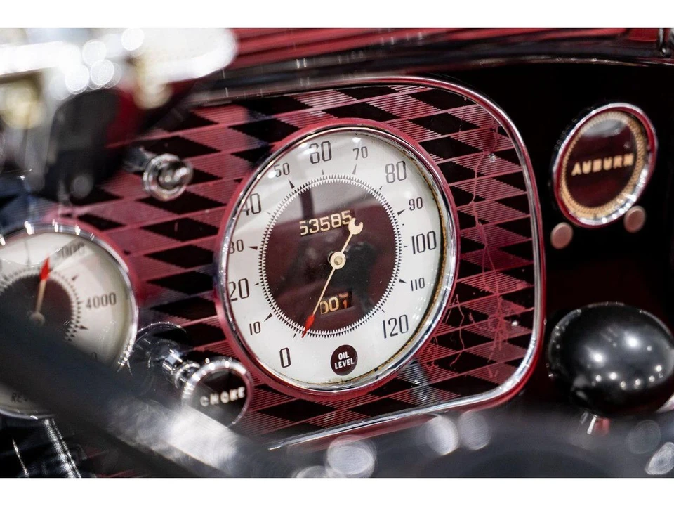 1935 Auburn Speedster - Image 11 of 31