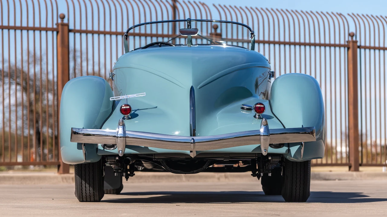 1935 Auburn Speedster - Image 15 of 28