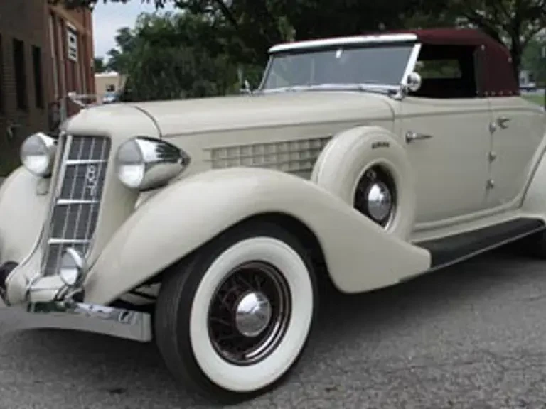 1935 Packard Eight - Image 5 of 13