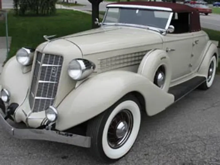 1935 Packard Eight - Image 6 of 13