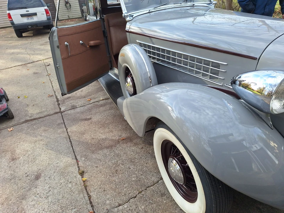 1935 Auburn Speedster - Image 15 of 31