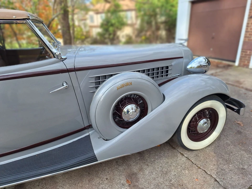 1935 Auburn Speedster - Image 16 of 31