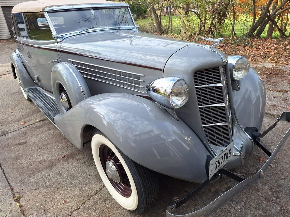 1935 Auburn Speedster - Image 14 of 31