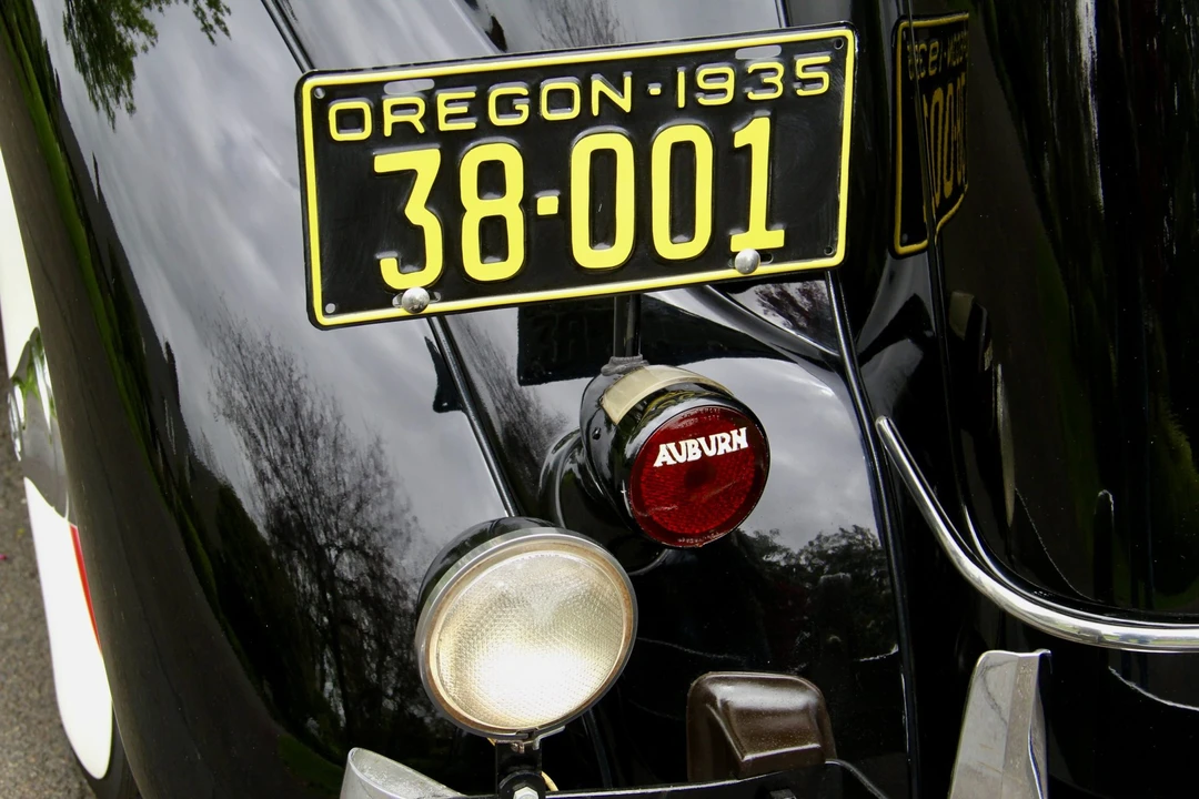 1935 Auburn Speedster - Image 17 of 31