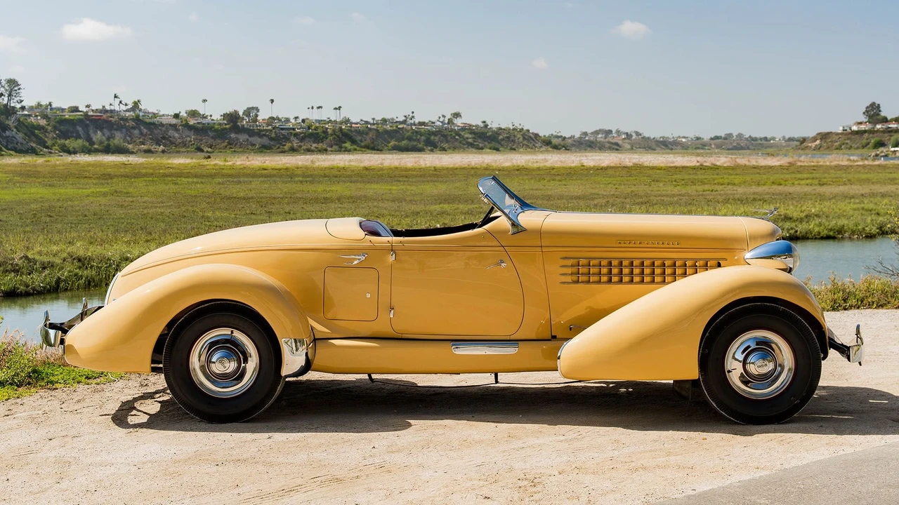 1935 Auburn Speedster - Image 2 of 31