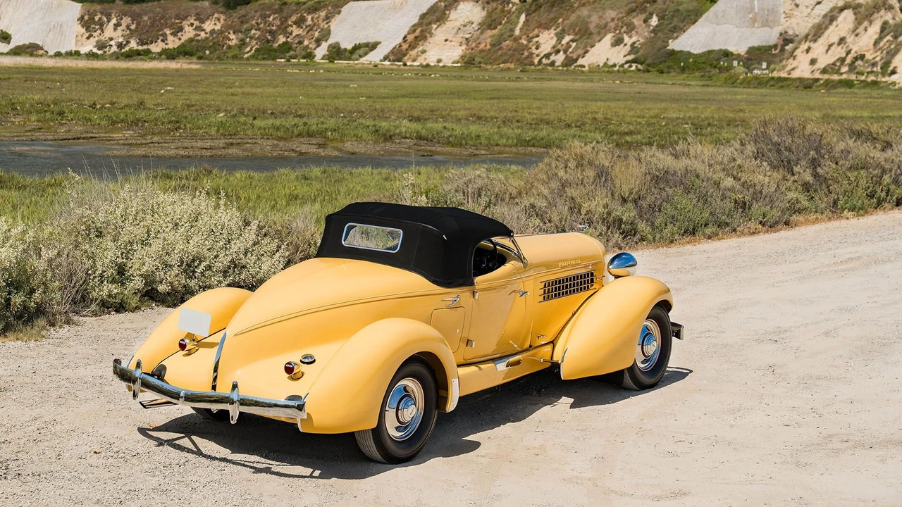 1935 Auburn Speedster - Image 17 of 31