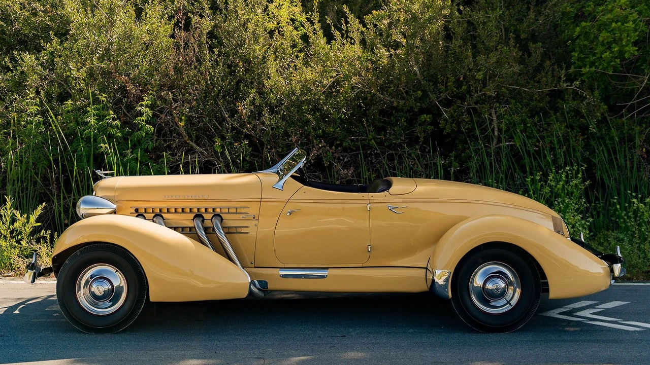 1935 Auburn Speedster - Image 13 of 31