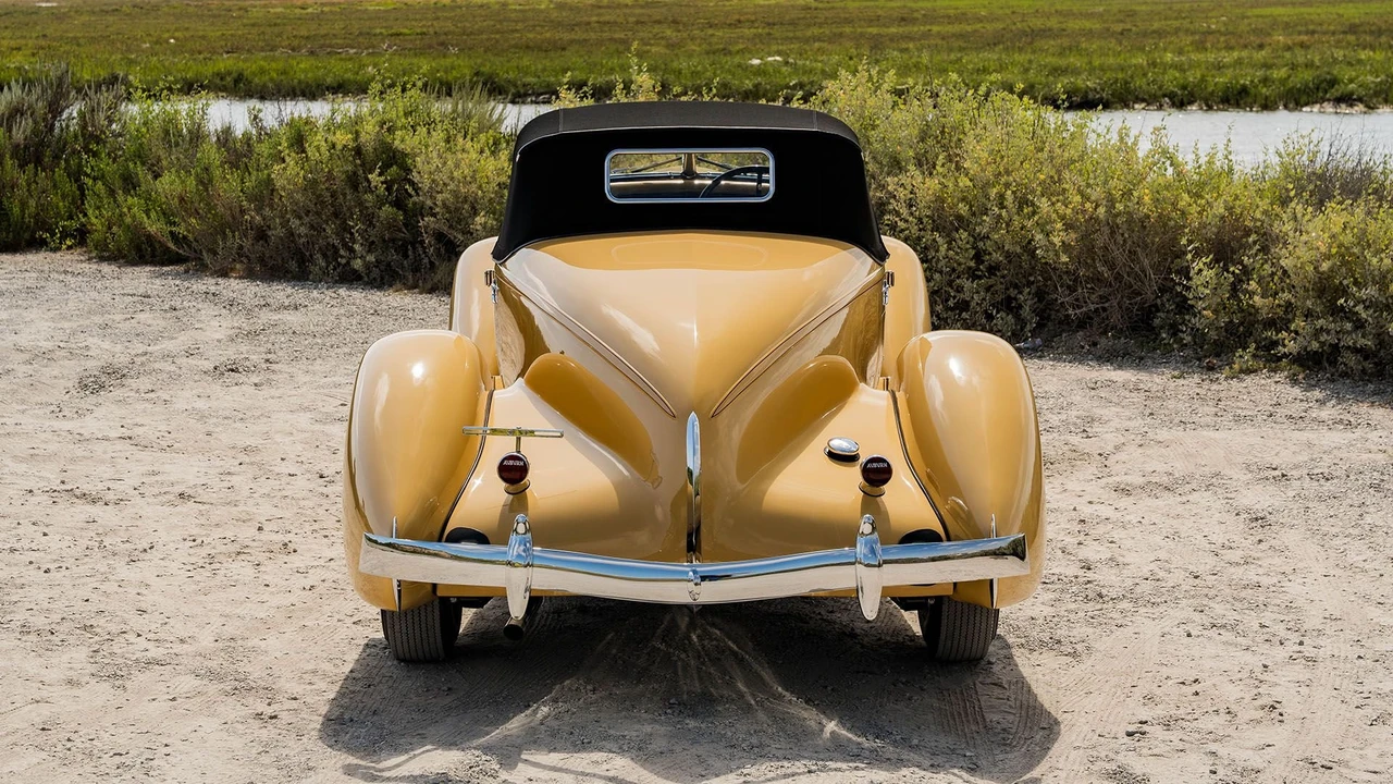 1935 Auburn Speedster - Image 4 of 31