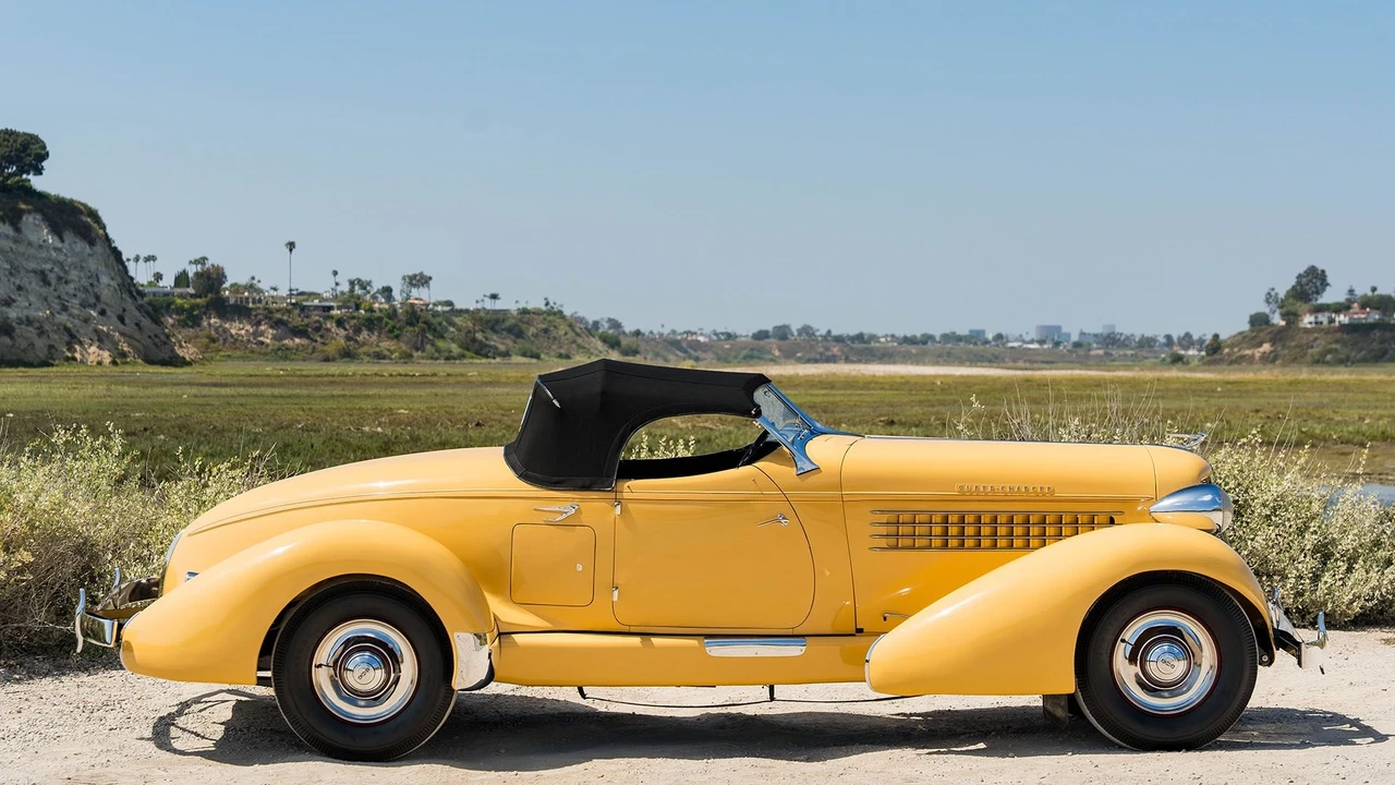 1935 Auburn Speedster - Image 18 of 31