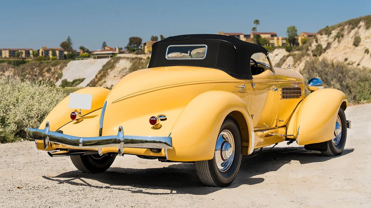 1935 Auburn Speedster - Image 16 of 31