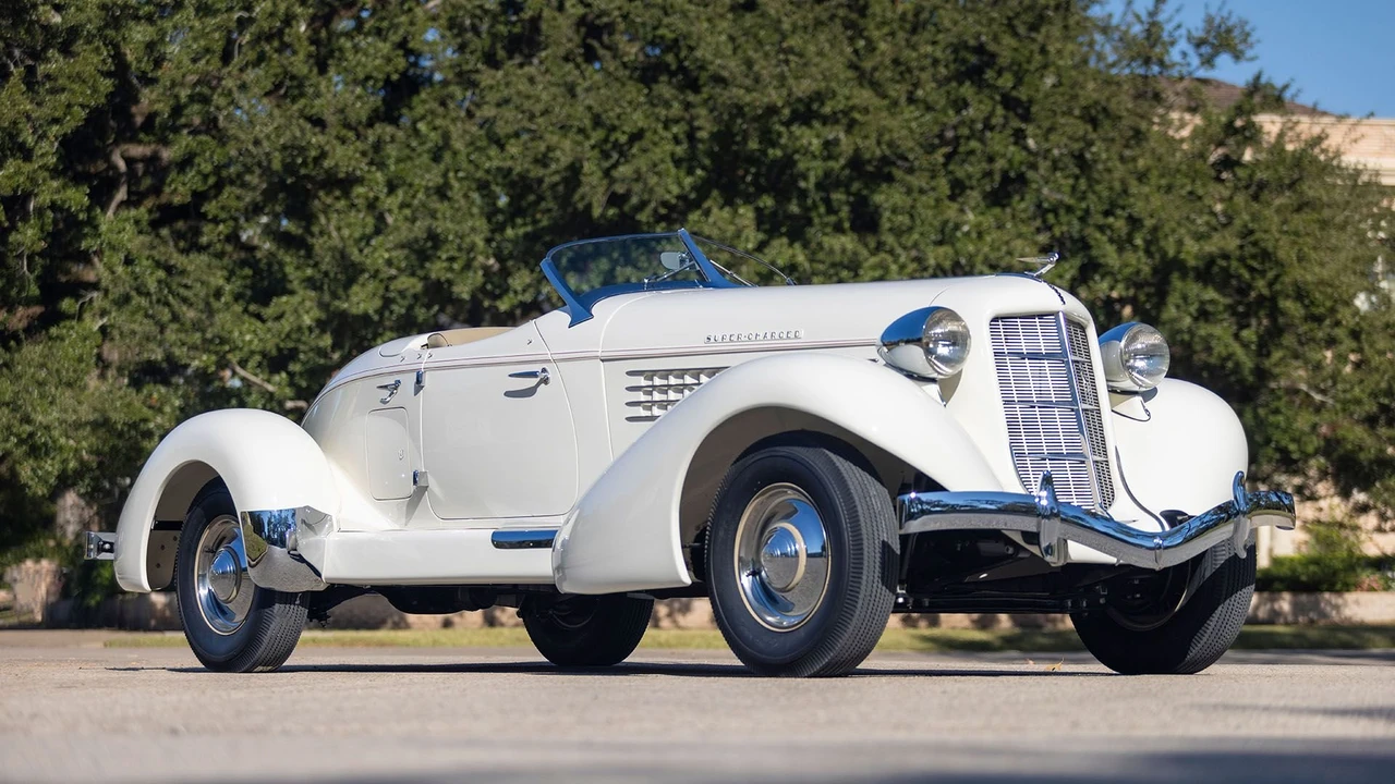 1935 Auburn Speedster - Image 13 of 31