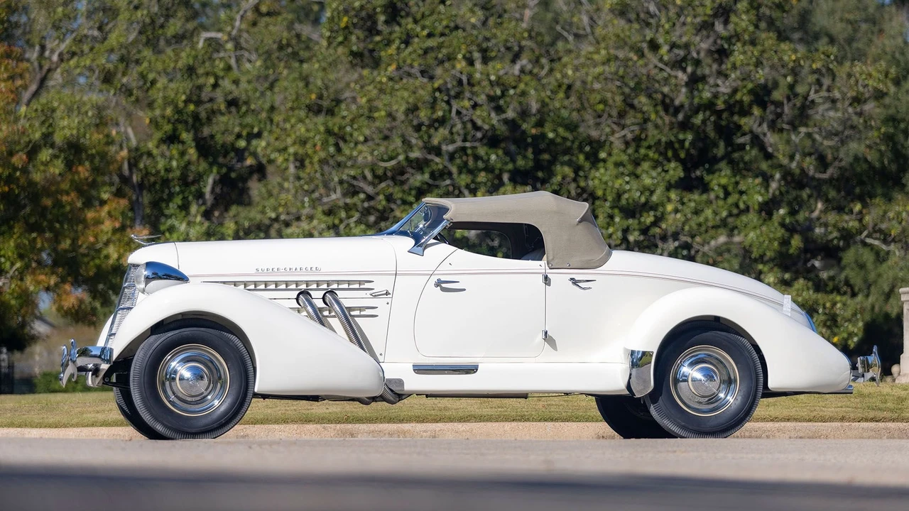 1935 Auburn Speedster - Image 26 of 31