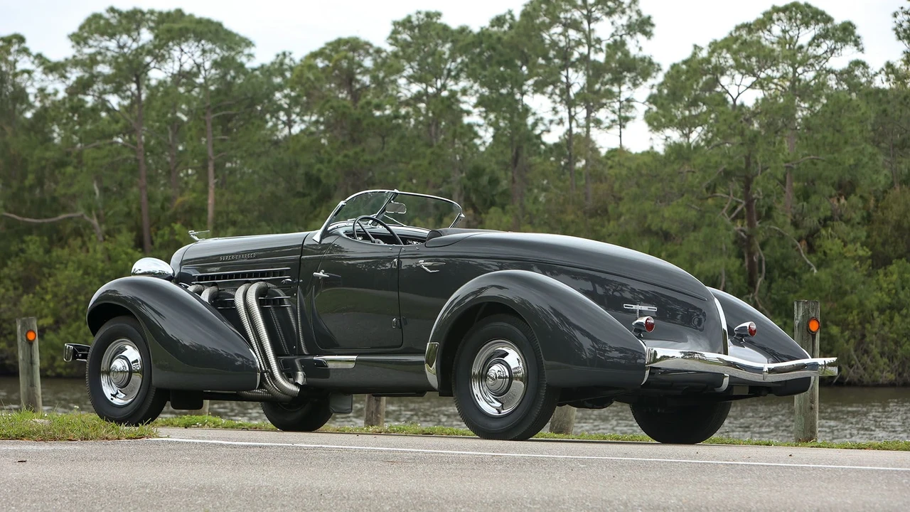 1935 Auburn Speedster - Image 17 of 31