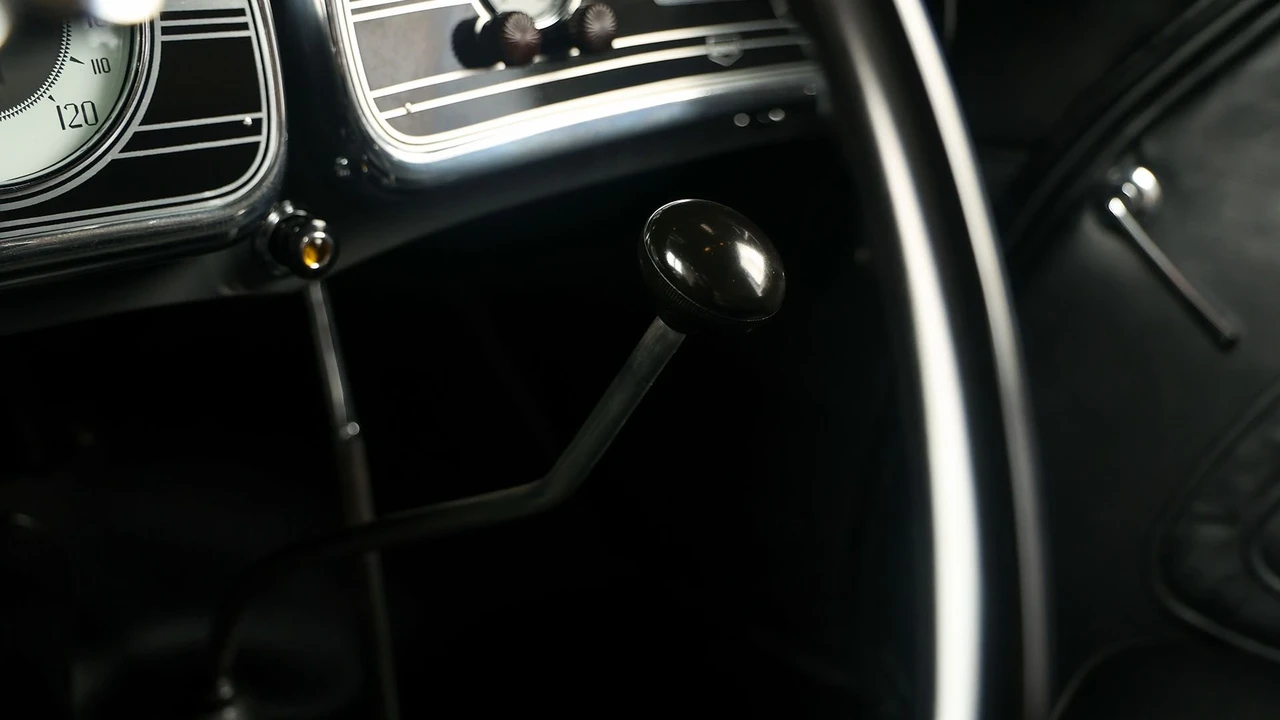 1935 Auburn Speedster - Image 26 of 31