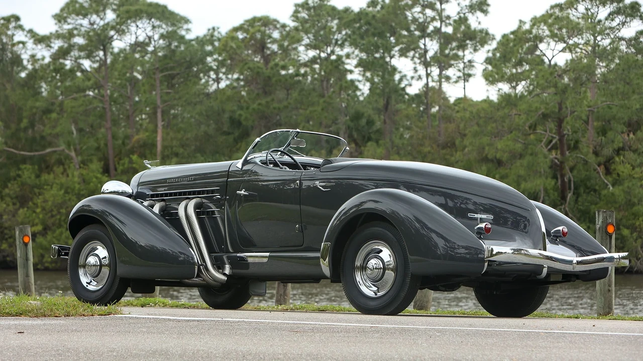 1935 Auburn Speedster - Image 16 of 31