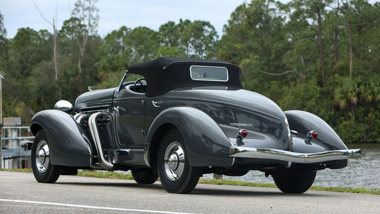 1935 Auburn Speedster - Image 11 of 31