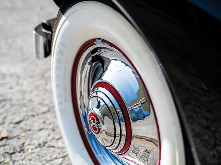 1935 Auburn Speedster - Image 21 of 28
