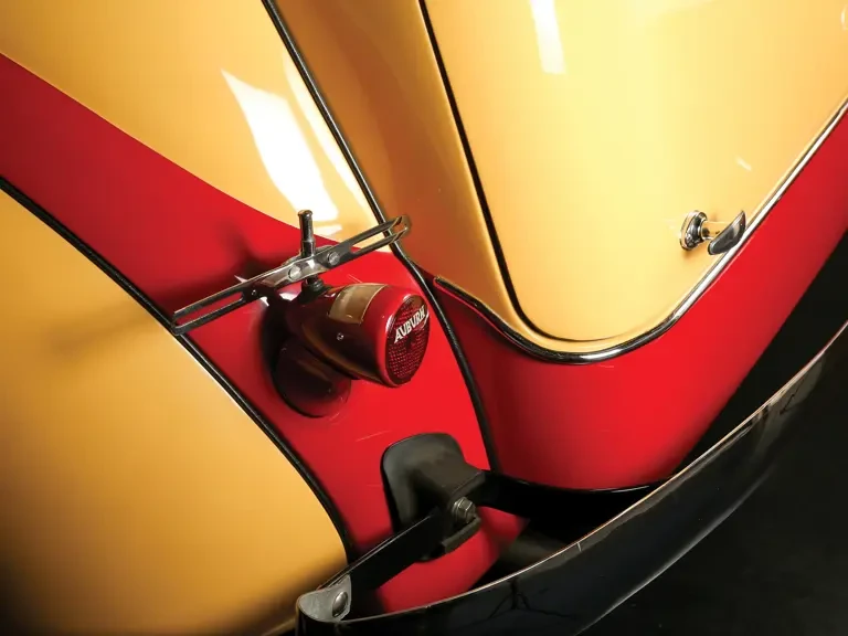 1935 Auburn Speedster - Image 24 of 27