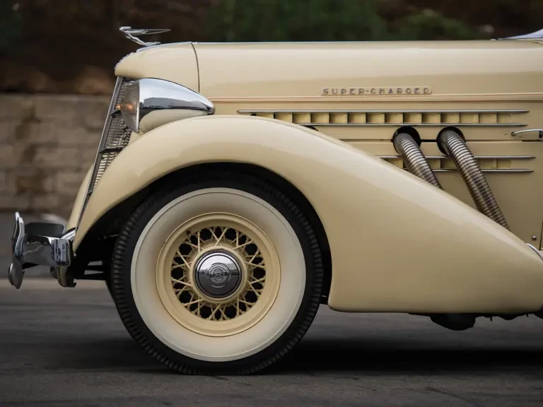 1935 Auburn Speedster - Image 15 of 31