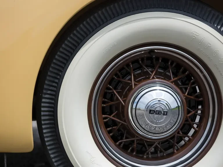 1935 Auburn Speedster - Image 10 of 31