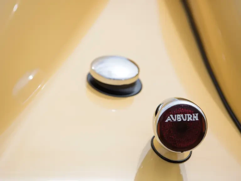 1935 Auburn Speedster - Image 11 of 31