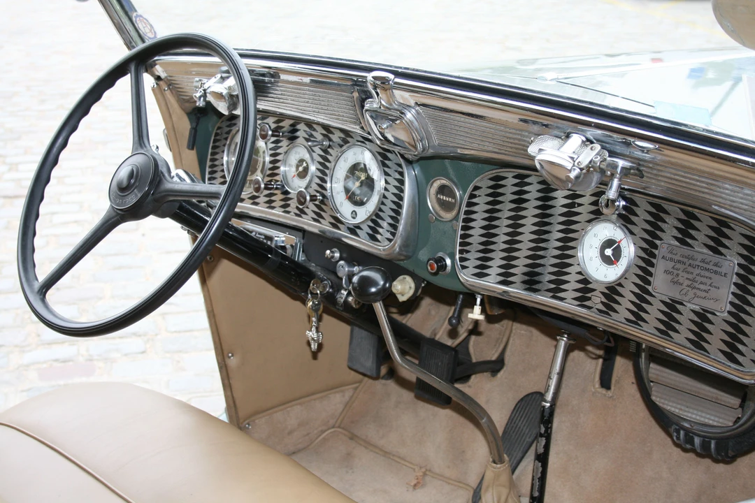 1935 Auburn Speedster - Image 17 of 17