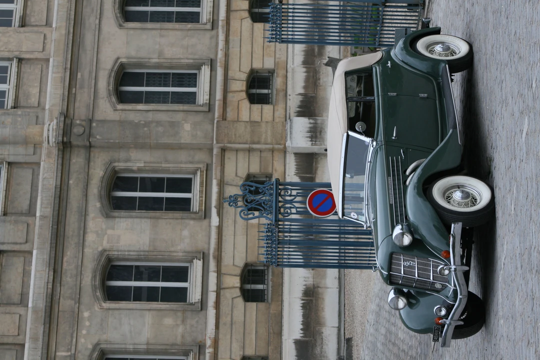 1935 Auburn Speedster - Image 10 of 17