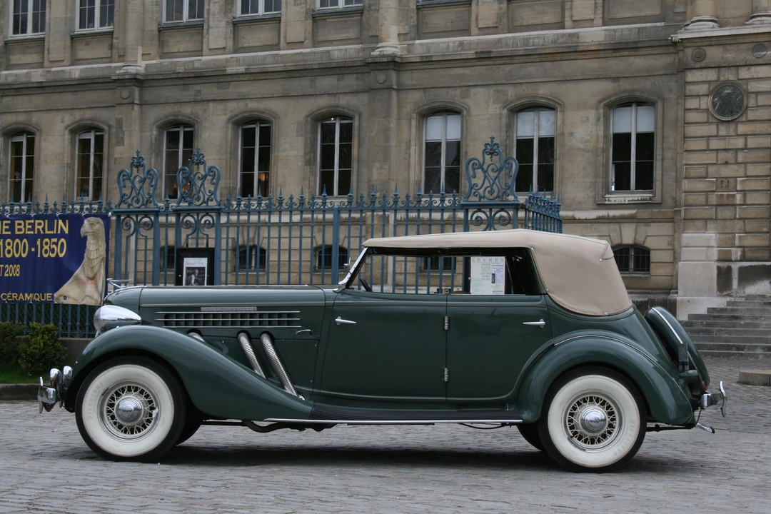 1935 Auburn Speedster - Image 14 of 17