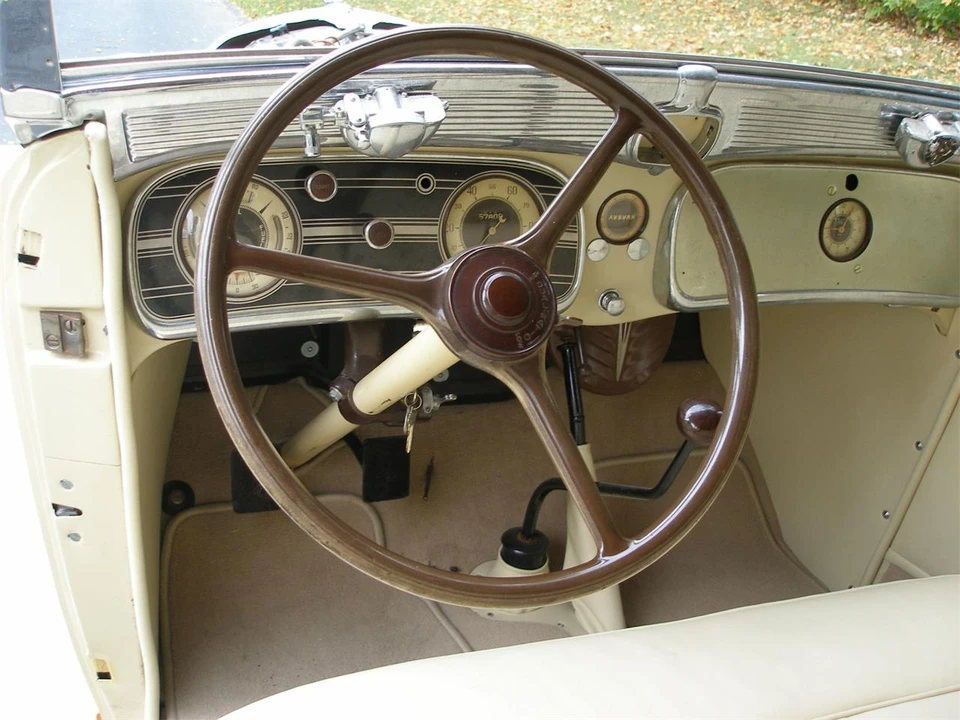 1935 Auburn Eight - Image 14 of 14