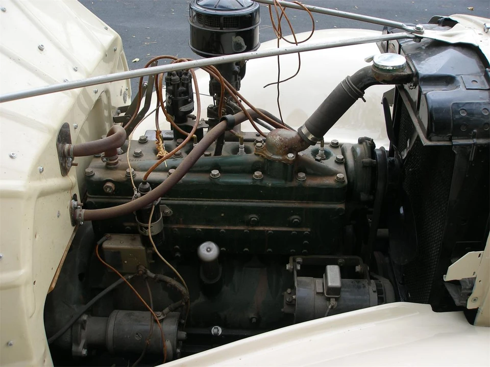 1935 Auburn Eight - Image 12 of 14