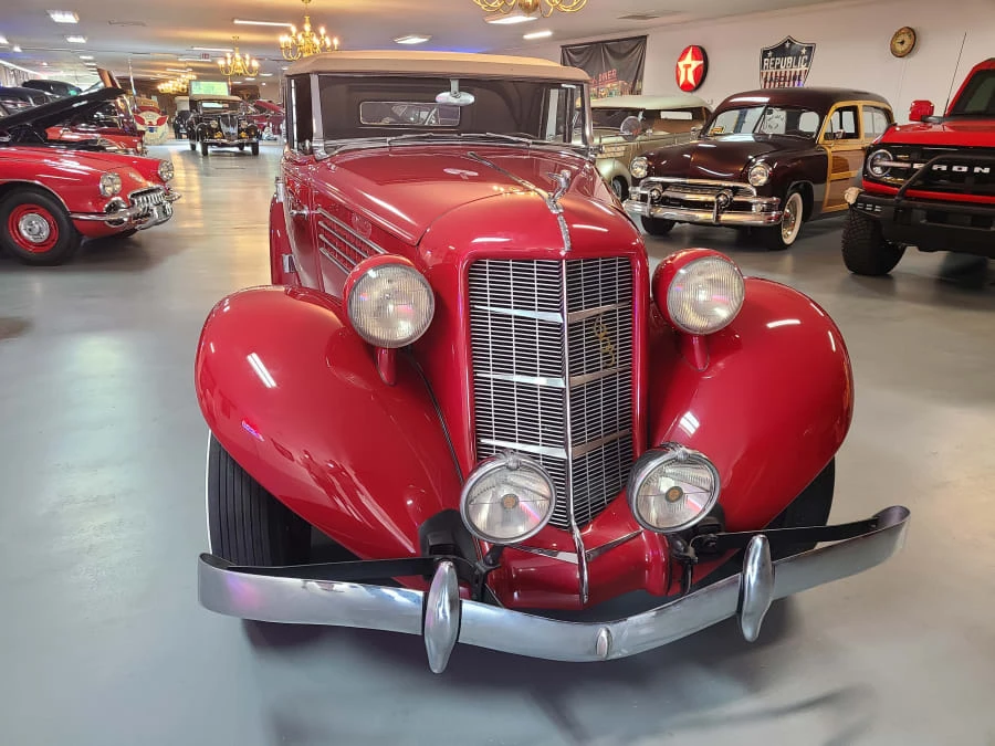 1935 Auburn Eight - Image 5 of 7