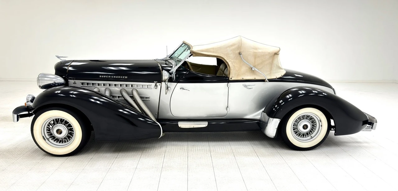 1935 Auburn Speedster - Image 2 of 21
