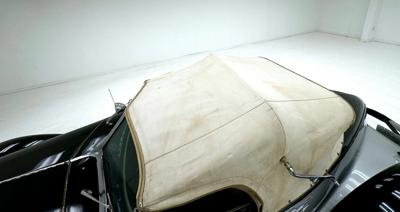 1935 Auburn Speedster - Image 17 of 21