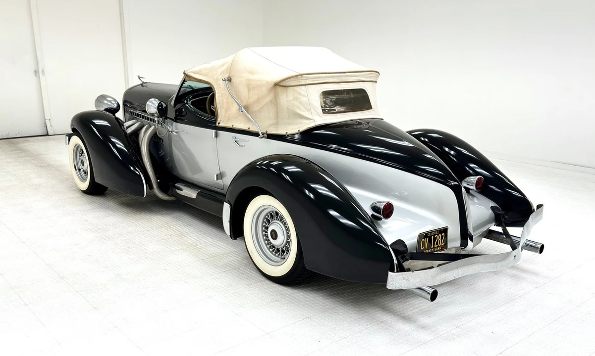 1935 Auburn Speedster - Image 3 of 21