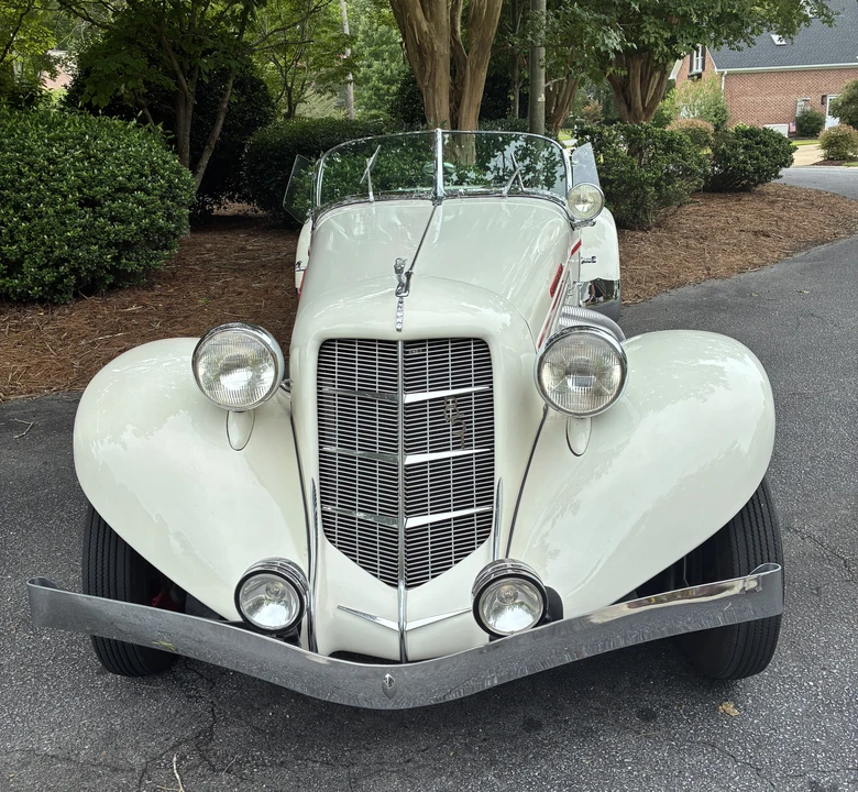 1935 Auburn Speedster - Image 2 of 9