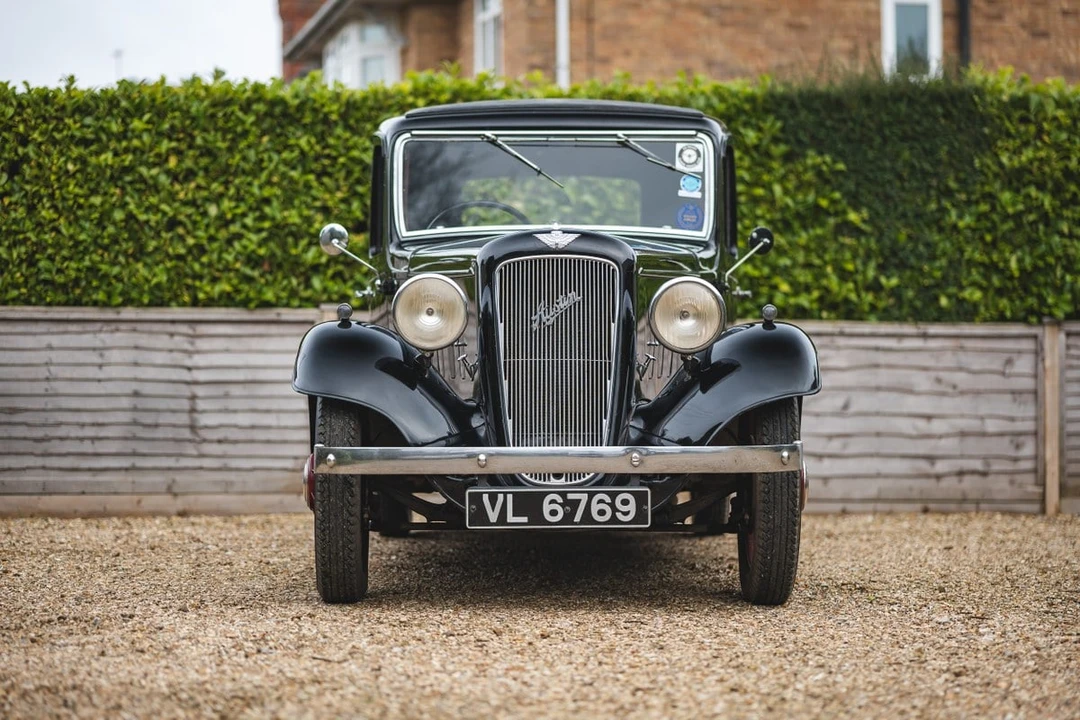 1935 Austin - Image 2 of 30
